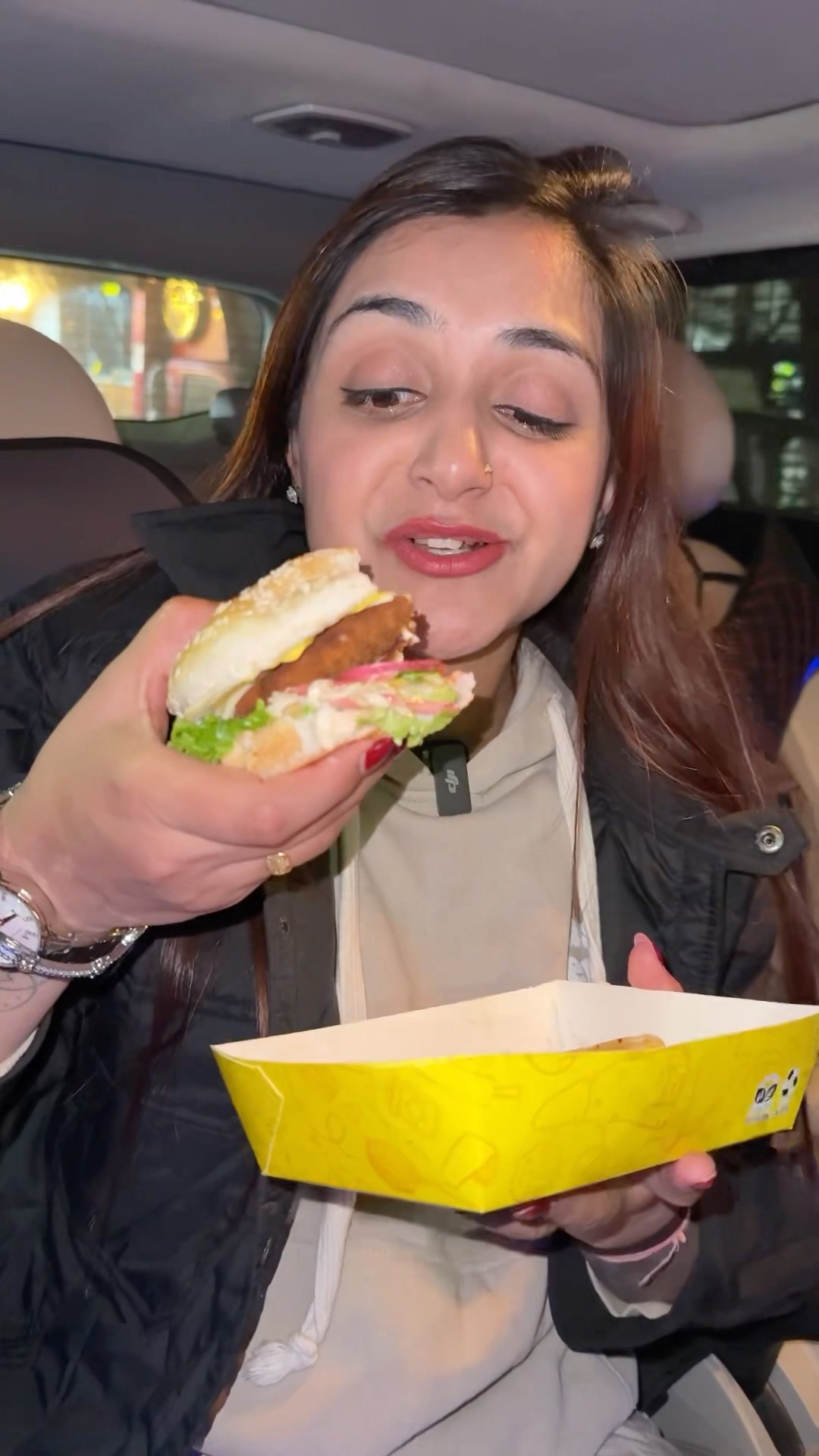 Burger ? Wali Chor ?? #shorts #trending #trendingshorts #viral
