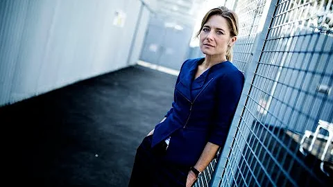 Wentworth - Joan Ferguson VS Bridget Westfall - Pa...