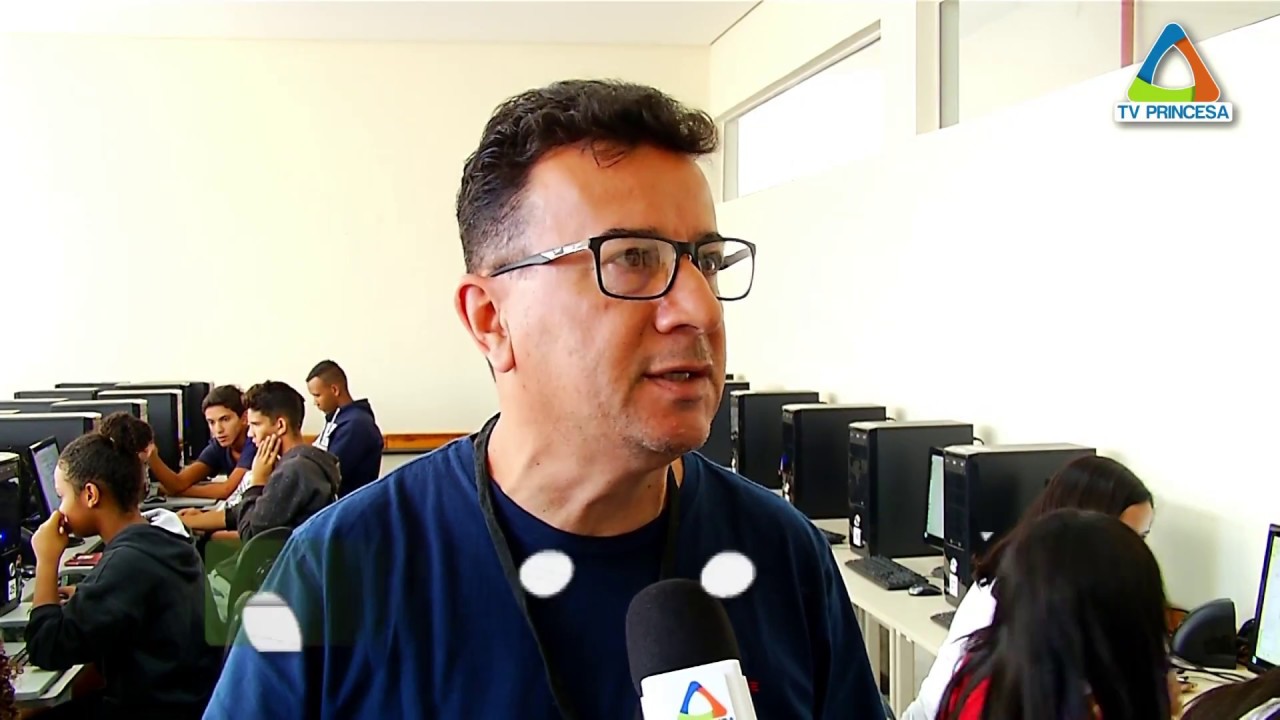 (JC 25/09/17) Professor de História investe em tecnologia no processo de ensino-aprendizagem tv educativa es