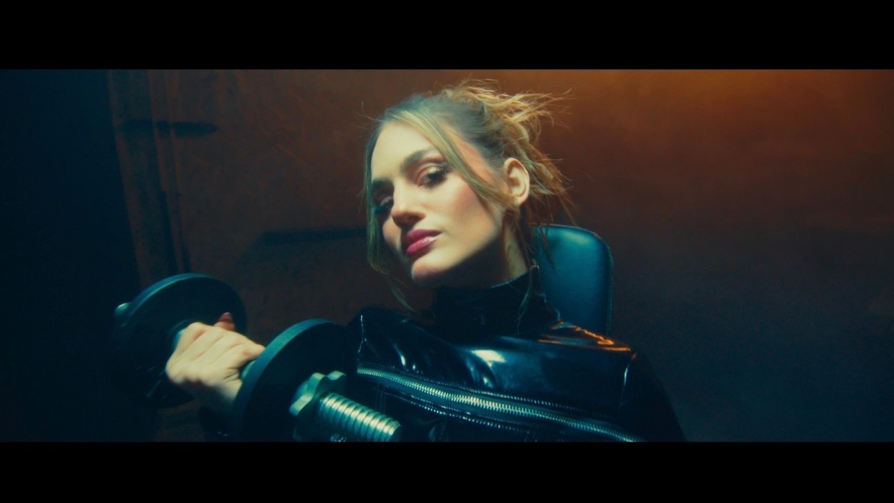 Athena Manoukian - Tha Melagholiso