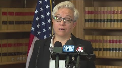 ‘Counting on us’: Gov. Kotek signs emergency transportation bill to prevent ODOT layoffs with tax hi