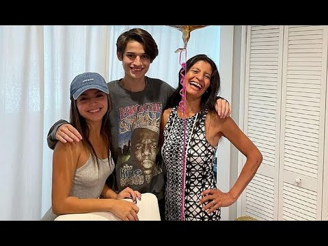 Video: Isabela Moners nettoverdi: Wiki, Gift, Familie, Bryllup, Lønn, Søsken