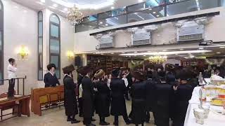 שמחת הבר מצווה לנכד כ״ק מרן אדמו״ר שליט״א בן לבנו הרה״צ אלזער אלימלך שליט״א