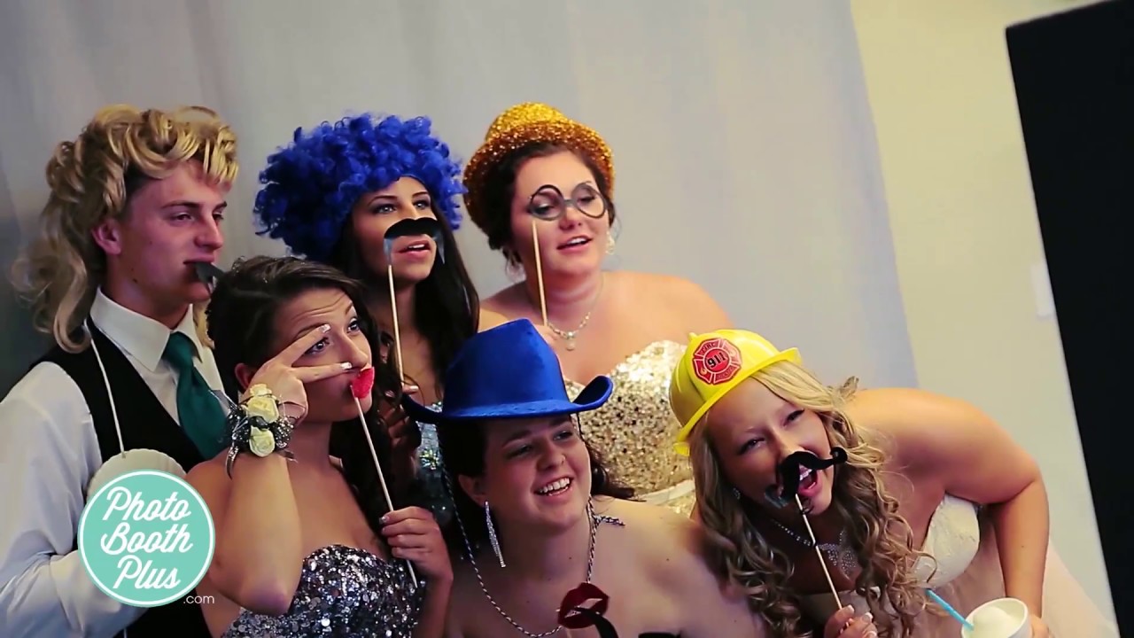 Michigan Photo Booth Rental | 734-236-1600 |  Detroit Photo Booths