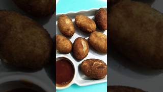 ✨ बाहर से Crispy, अंदर से Soft 😍घर पर बनाइए टेस्टी आलू ब्रेड कटलेट 🤤 #eveningsnacks#ytshorts #food