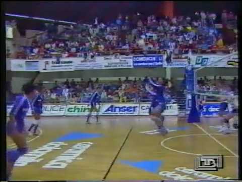 BELUNGA PALLAVOLO BELLUNO-PALLAVOL...  CATANIA 3-1...