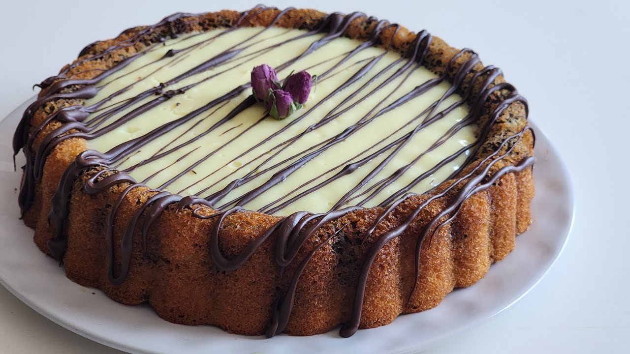 هاد الكيكة نساتني فـكاع الكيكات لي دقت 😍 غير ب2 بيضات   Magic Cake 😍 So Fancy & Easy