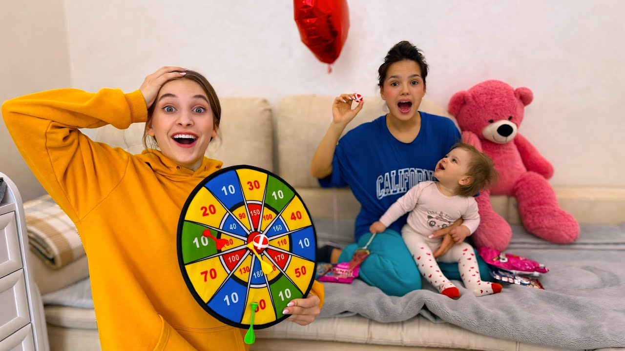 ADRIANA și DOROTHEEA 24 de ore pe CANAPEA SINGURE😆/ PROVOCĂRI INTERESANTE 😱