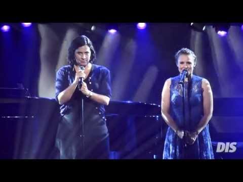 idina menzel、kristen bell (+) for the first time in forever