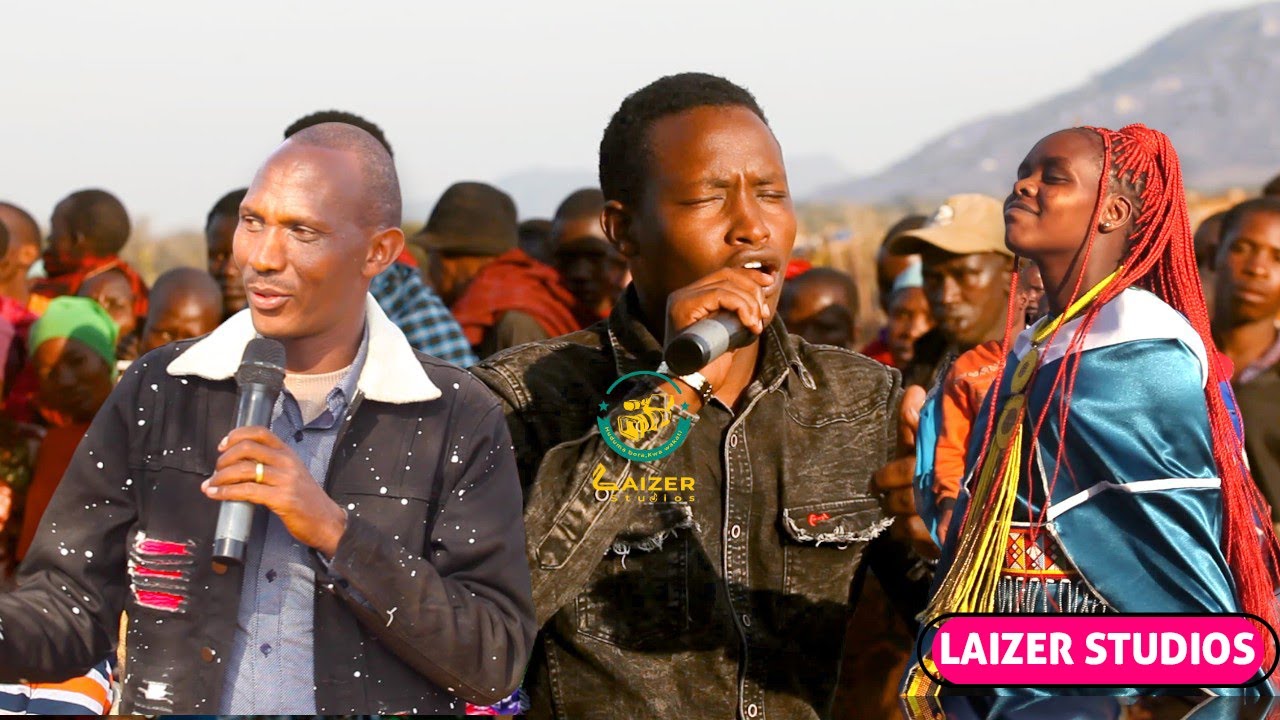 SIDAI J AFANYA LIVE PERFOMANCE YA MAANA TANZANIA