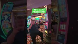TRIPLE MAJOR PROGRESSIVE JACKPOT!! Just got to Lake Tahoe, BOOM! #jackpot #win #major #casino