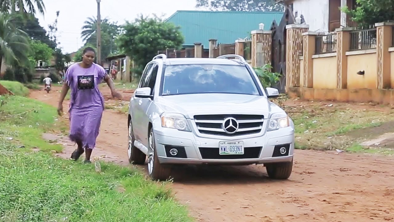 Please Don't Miss This True Story Of How A Poor Village Girl Met A Billionaire On Her Way Home - NG