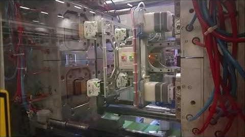 4 cavity wrap & buttom label iml robot and camera control Eurasia robotic