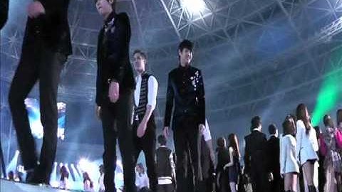 [fancam]20111231 MBC ending Donghae SuperJunior