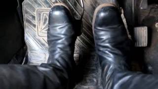 Wiggling toes & pumping pedals in russian officer boots