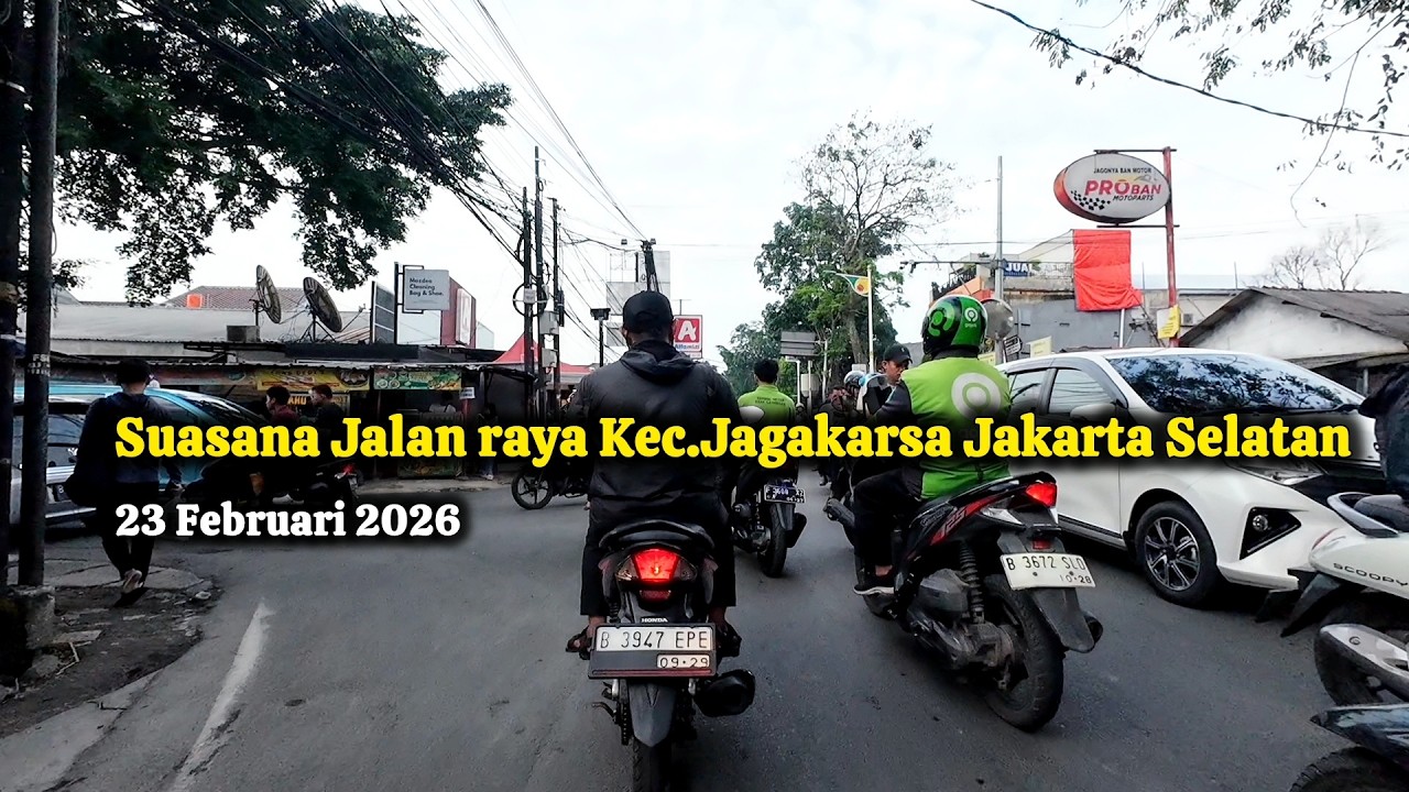 Suasana jalan raya seputar Jalan Kec.Jagakarsa Jakarta Selatan - suasana jalan - BABEH INAL