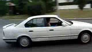 BMW 535i vs. Skoda 120L