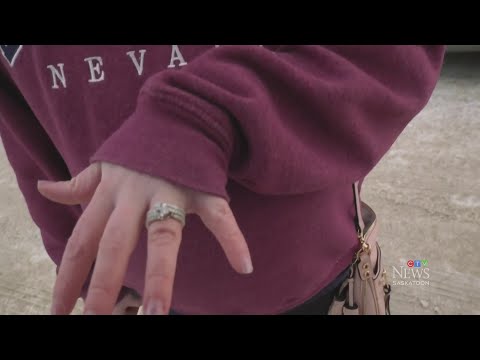 Saskatoon woman's lost wedding ring revealed in parking lot snow melt