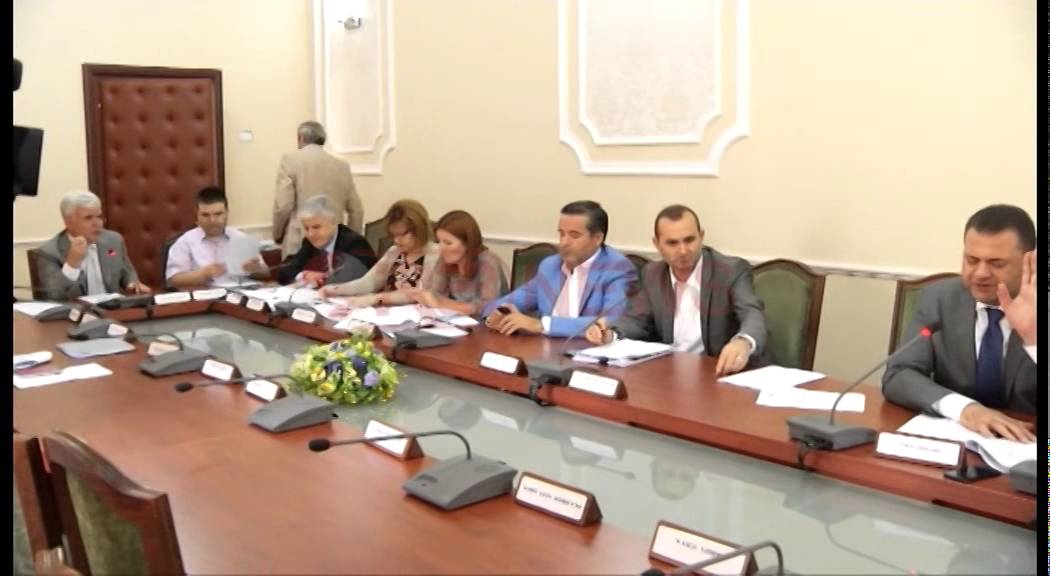 Doshi: Lazarati s’ është sukses i Tahirit - RTV Ora News- Lajmi i fundit-