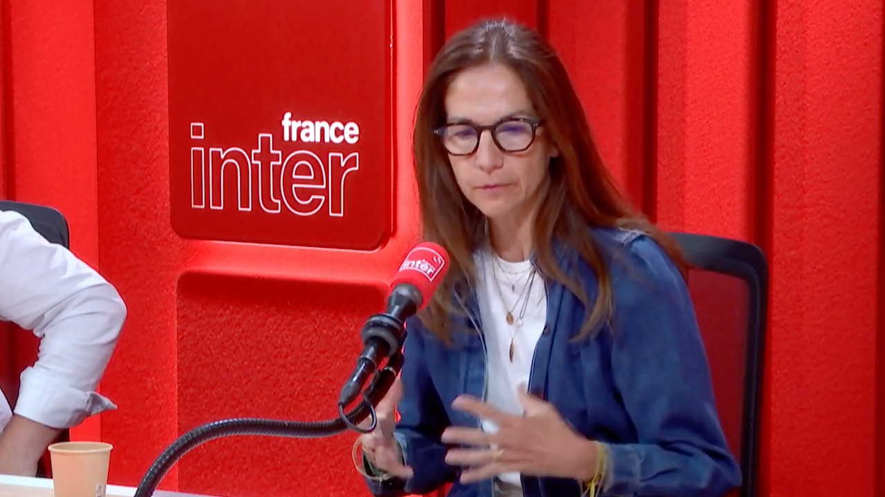Interdiction des réseaux sociaux : "norme sociale importante" ou "affichage politique" ?
