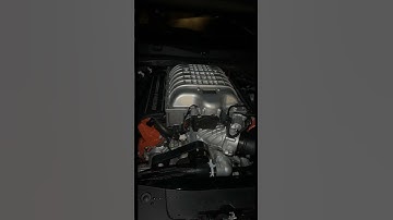 2022 hellcat supercharger wine