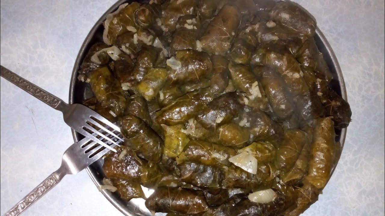 أكلة بيتي | الخميس 23 مارس 2023 - طاجن ورق عنب باللحمة المفرومة وصينية كنافة بالكريمة