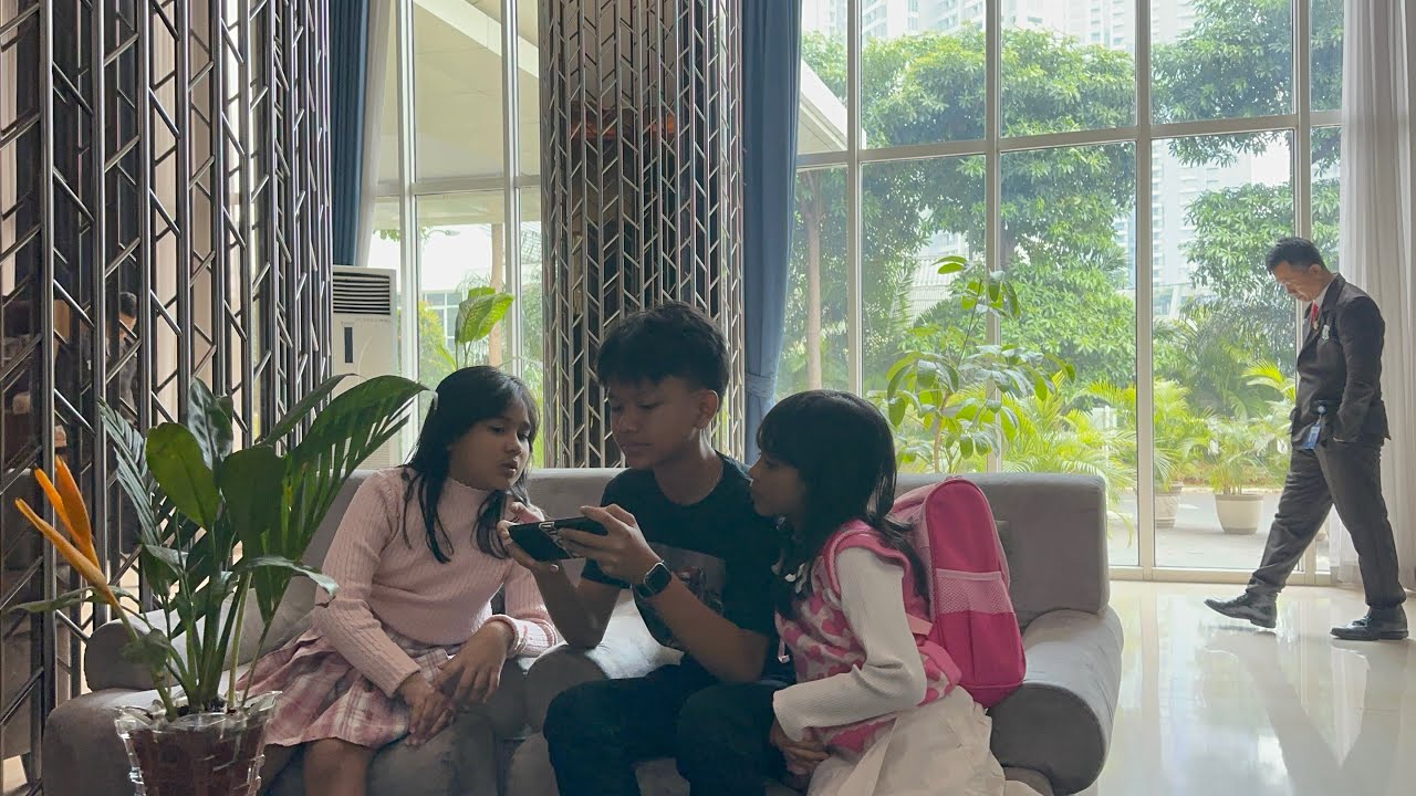 FAREL PRAYOGA VANIA DAN NAYA KE SENAYA CITY BELANJA DAN BERMAIN