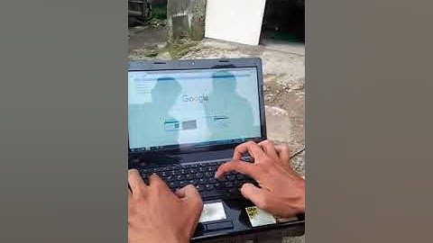 pemberi makan ikan otomatis menggunakan ESP8266 berbasis internet of things (IOT)