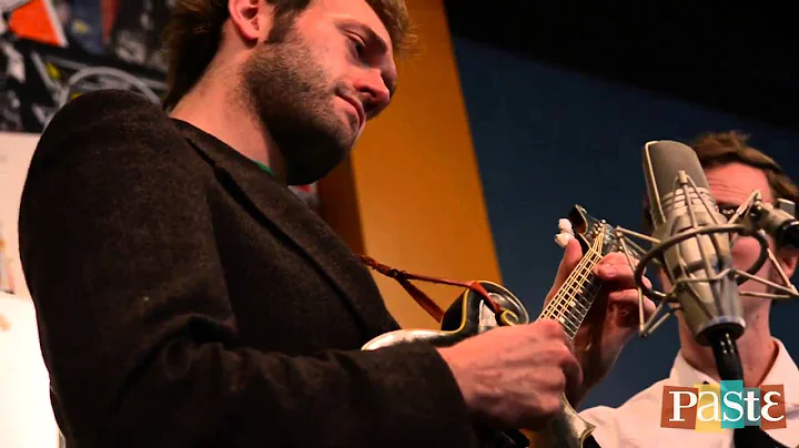Chris Thile and Michael Daves - Bury Me Beneath th...