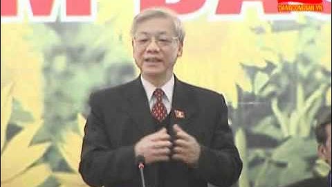 Tổng Bí thư Nguyễn Phú Trọng chủ trì họp báo trong nước và quốc tế ngay sau phiên bế mạc Đại hội XI của Đảng