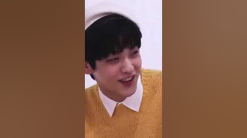 Fanboy Soobin~😂 #choisoobin #soobin #txt #bts #jin #kimseokjin #fanboy #funny #cute  #shorts