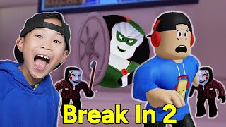 Kaven Breaks In the EVIL LAB! Break In Story 2 On Roblox