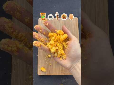 Qual é mais satisfatório de esmagar com a mão? #experimento #cheetos #sorvete #ovo #espaguete