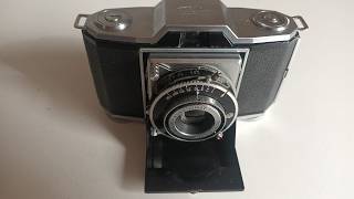 Zeiss Ikon Ikonta 522/24, with sample photos.