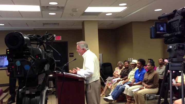 Ray Stumbo asks council members to engage in an ex...