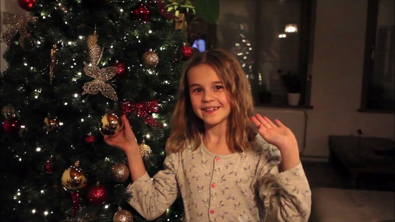 Muzikale kerstwensen door kinderkoor Beauremi YouTube