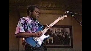 Video thumbnail of "Robert Cray Don't You Even Care"