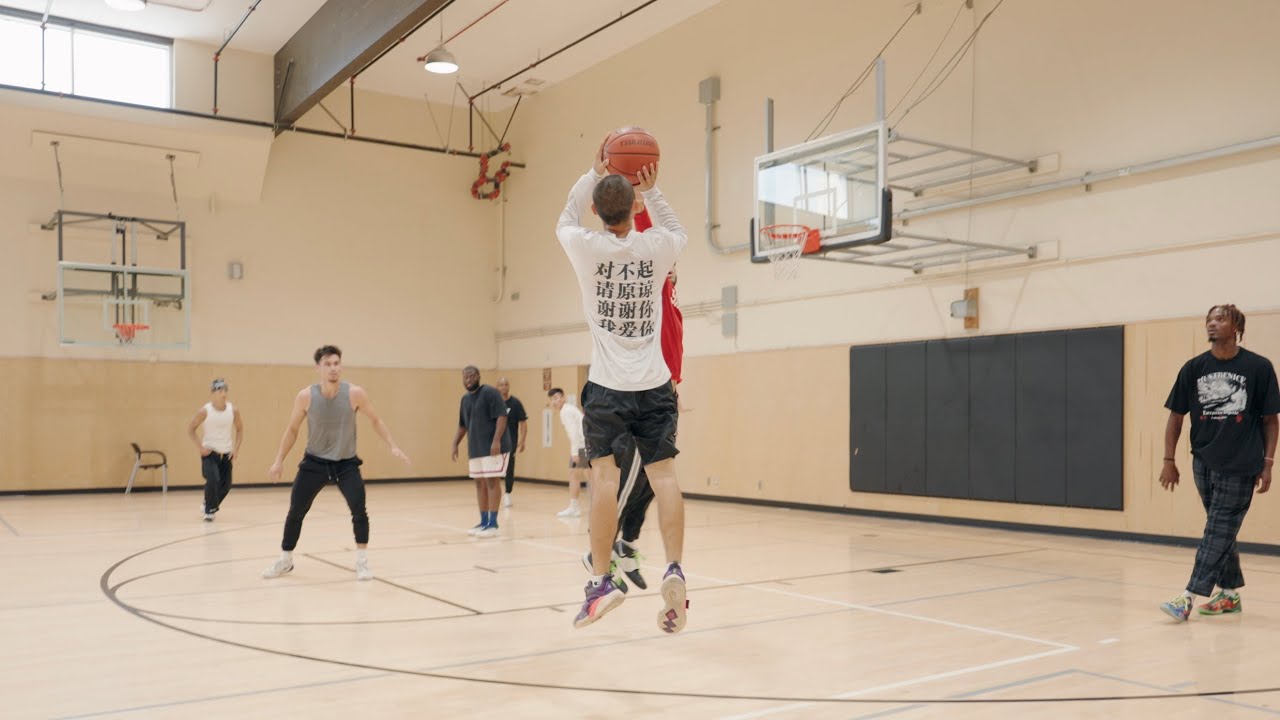 我们被邀请到了黑人球局！【感恩节特辑】