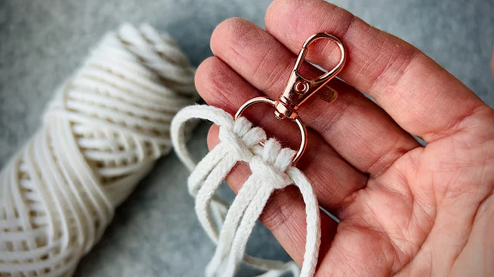 Simple Macrame Keychain - Beginner Macrame Tutorial - Easy Macrame