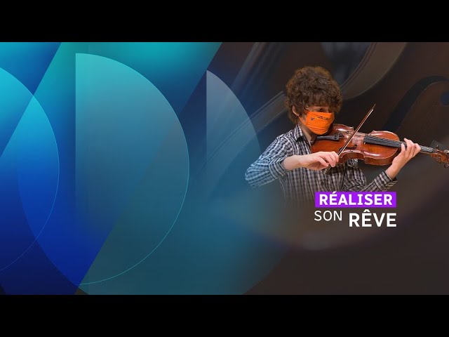 Un enfant jouant du violon on Craiyon