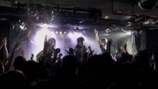 Watch Crossfaith Voices video