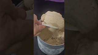 גלידת אגוזי לוז