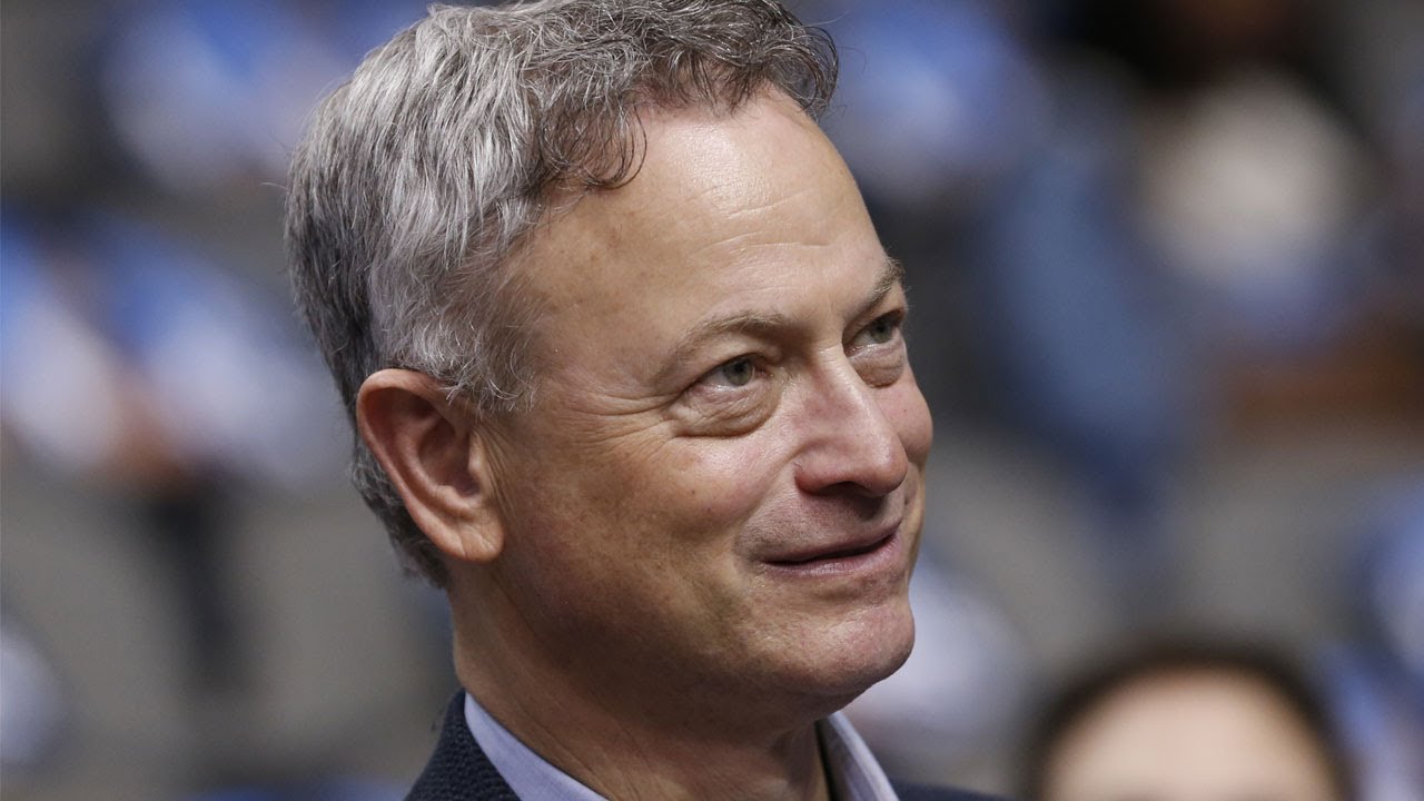 Gary Sinise awarded Congressional Medal of Honor Society award for supporting veterans | ABC7
