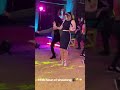 فنانة استعراضية جوهرة رقص شرقي مثير 