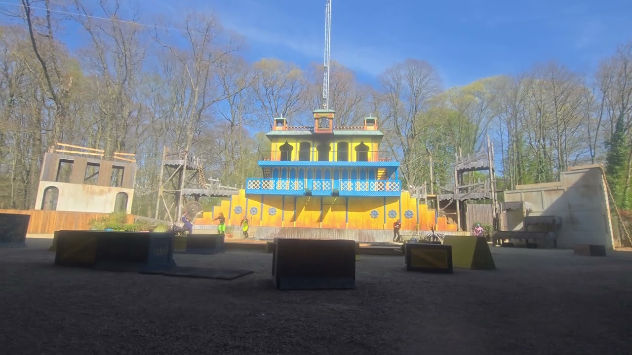 Azuria the next sultan stunt & dive show bellewaerde 11 april