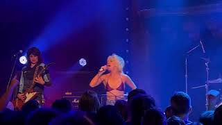 Amyl And The Sniffers - 