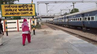 22429 pathankot - Delhi SF Express skipping  jalandhar cannt