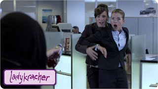 Das ist ein Überfall!