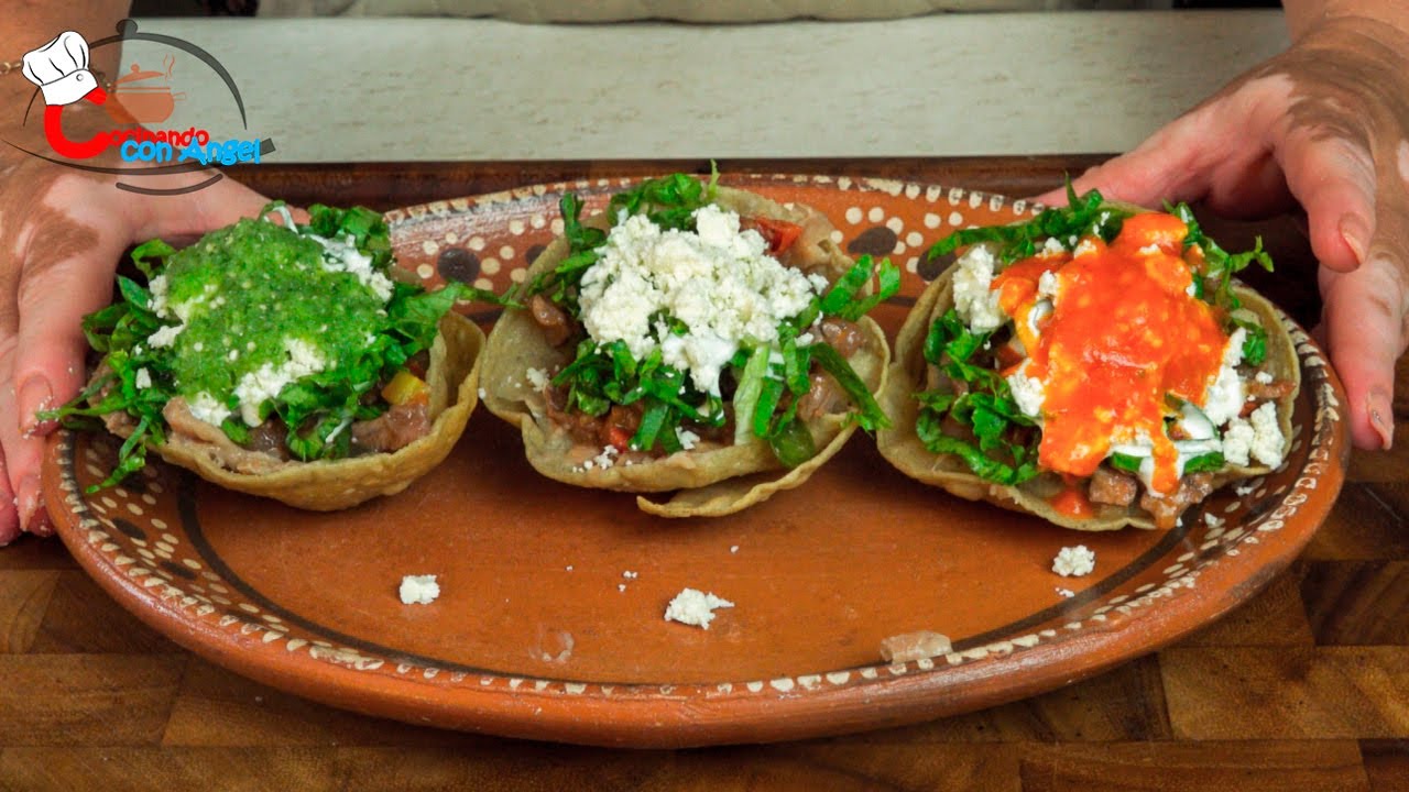 Cazuelitas De Carnita Para La Noche Mexicana