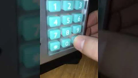 Как поменять код на детском сейфе копилка